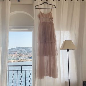 Beautiful tiered toole dress Fame & Partners